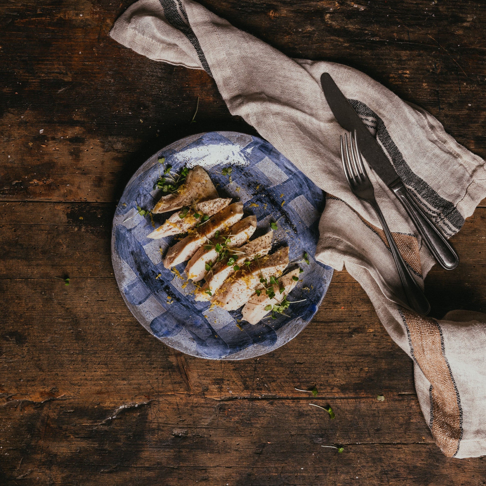 Regionale Bio Halal Hühnerbrust gegrillt und in Scheiben geschnitten